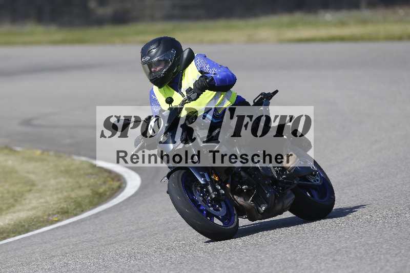 /01 02.04.2026 MAZ ADR/Gruppe gelb Gruppe gruen/17